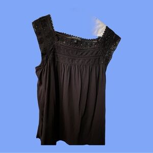 Cotton tank with eyelet detail